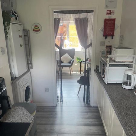 Town Centre Apartment Mold Buitenkant foto